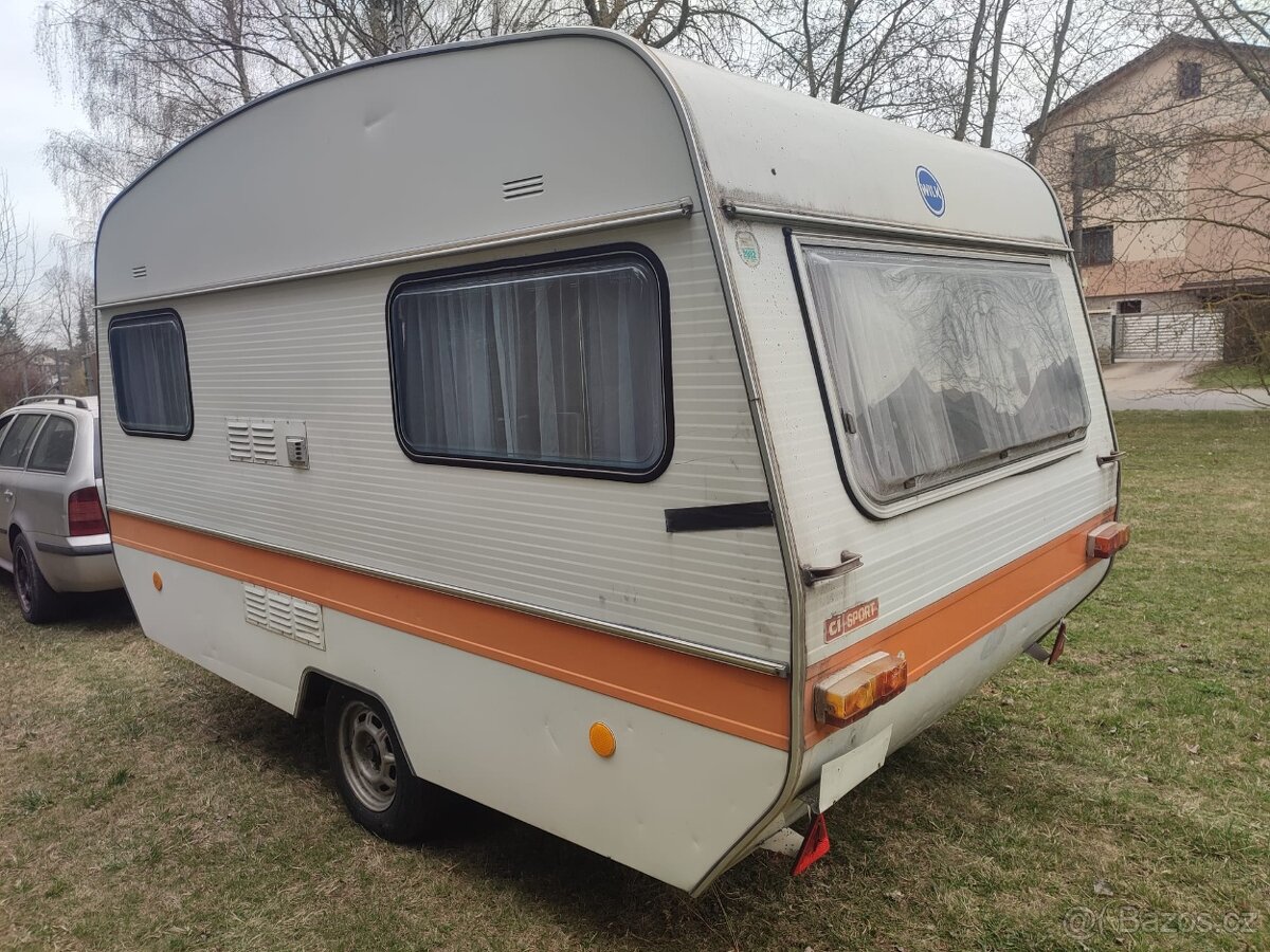 Karavan WILK, předstan, STK, 100km/h - 3