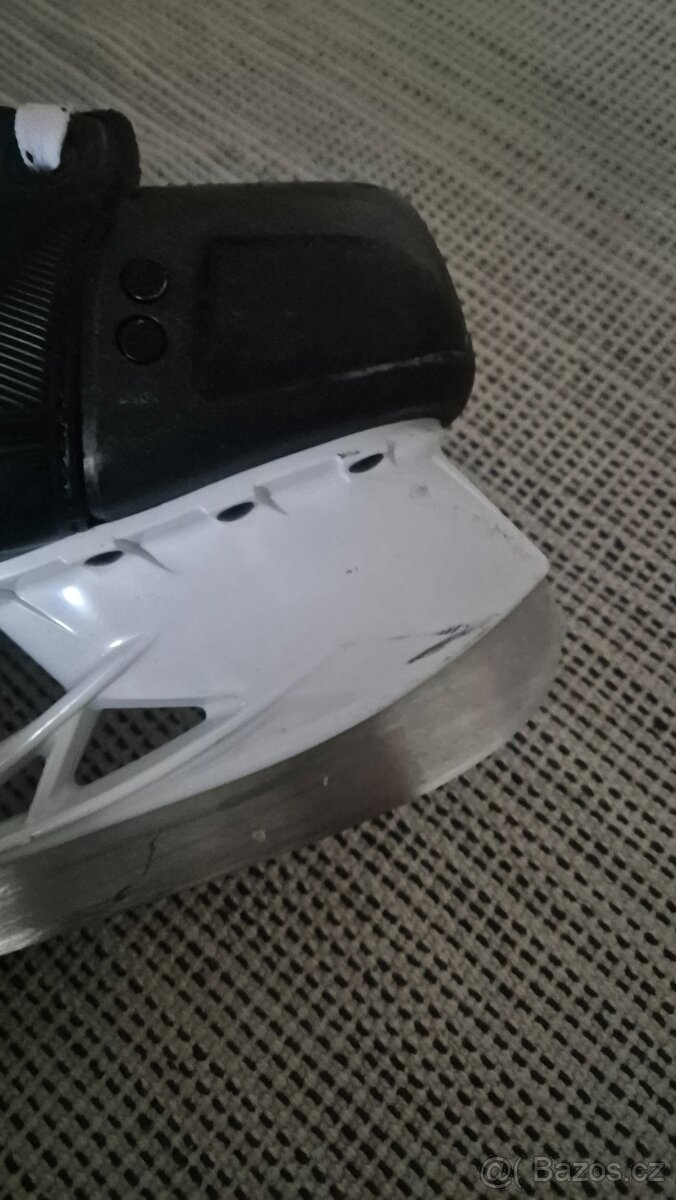 Brusle CCM JetSpeed FT880 - 3