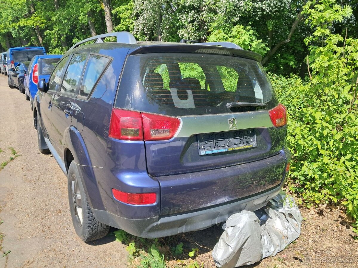 Peugeot 4007 - 3