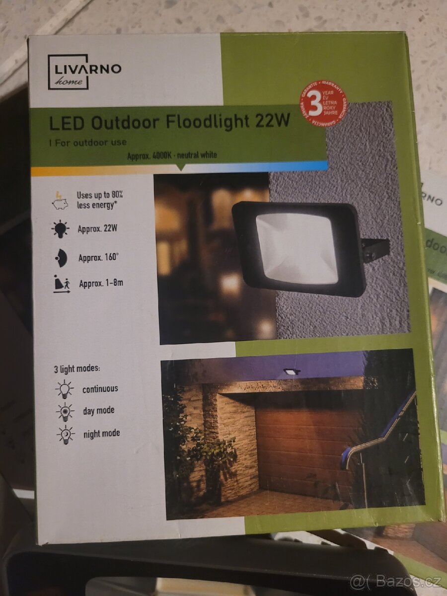 Led reflektor s integrovaným pohybovým senzorem - 3