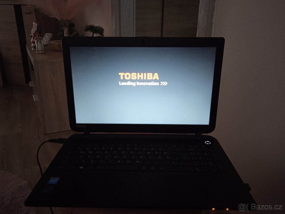 Prodám notebook Toshiba 15'6 při rychlém jednání sleva - 3