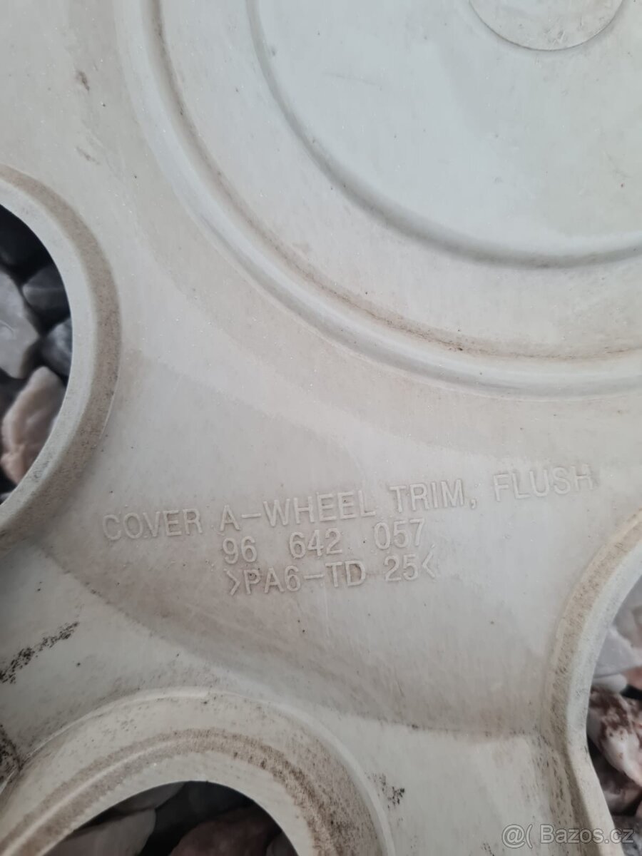 Poklice R13 Chevrolet Spark, Matiz 96642057 - 3