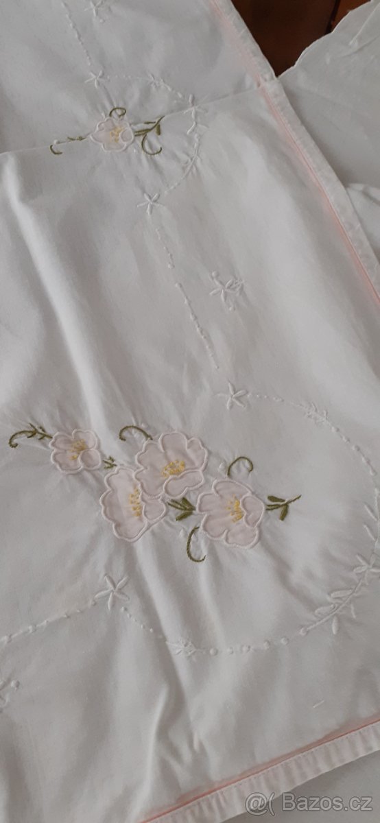 Z TRUHLIČKY BABIČKY - 3