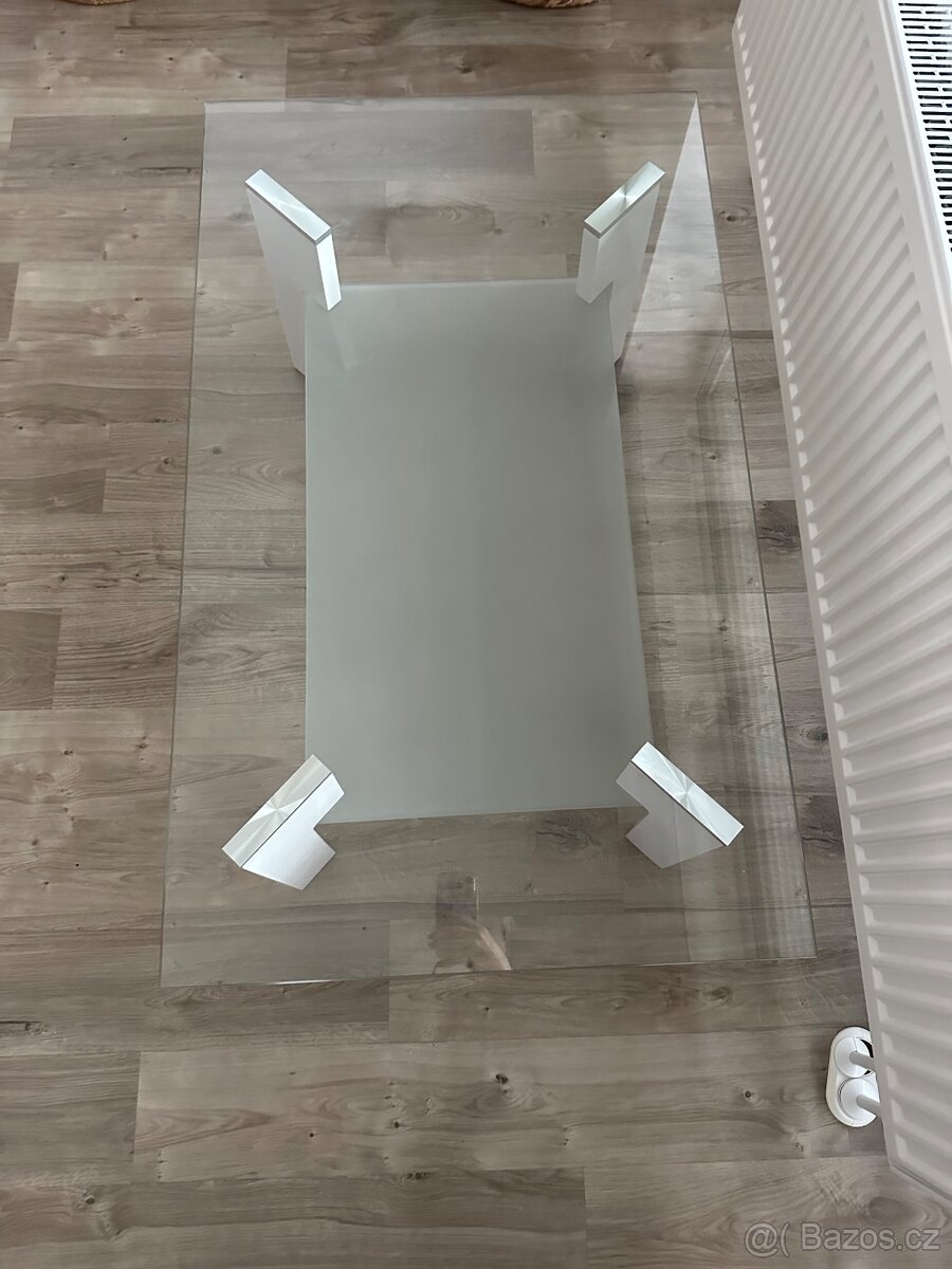 Konferenční stolek - 3