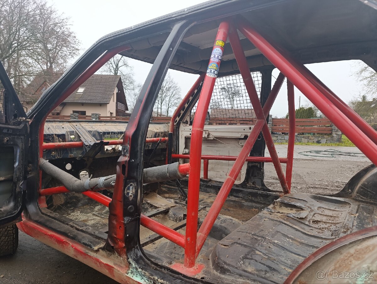 Karoserie felicia s rámem - 3