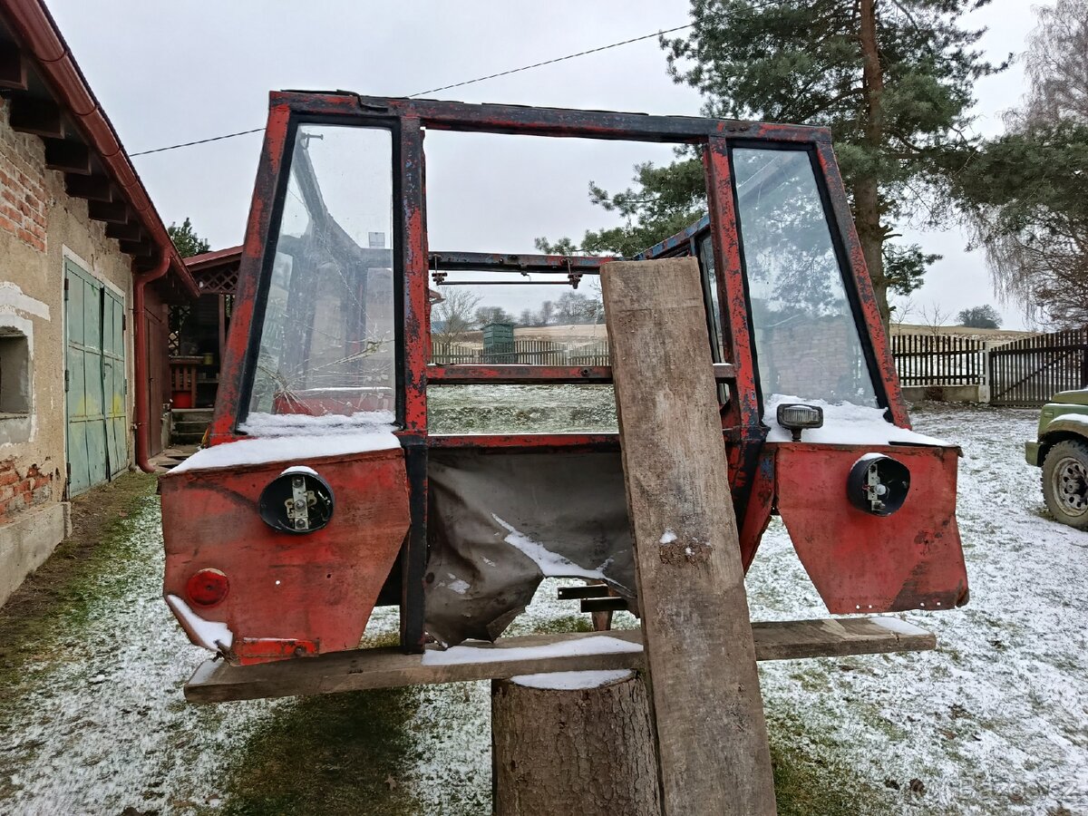 Kabina Zetor - 3