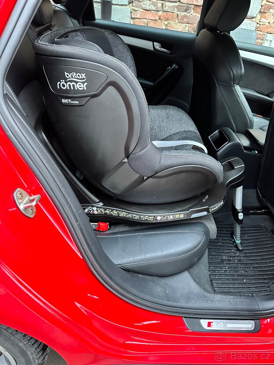 Autosedačka Romer dualfix otočná - 3