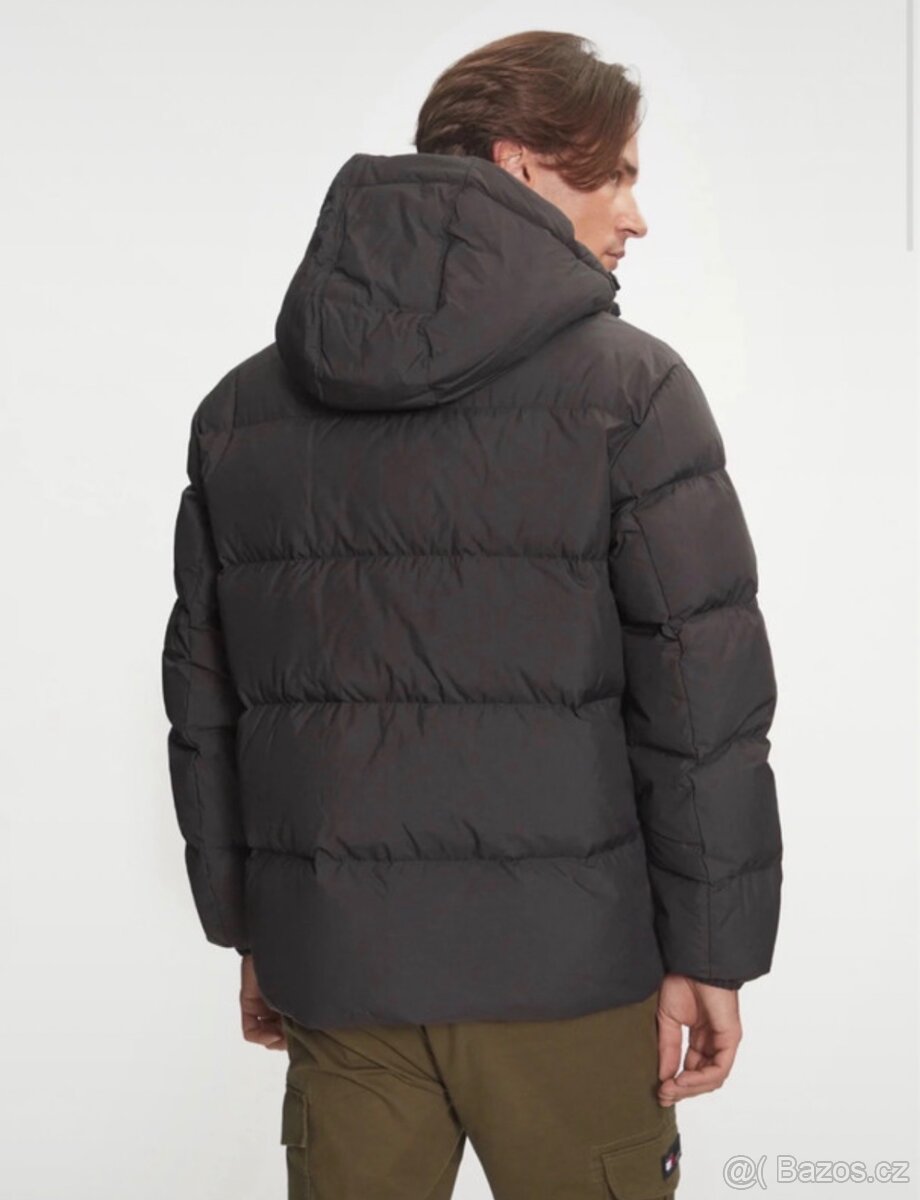 Tommy Jeans Zimní bunda 'Essential', Černá - 3