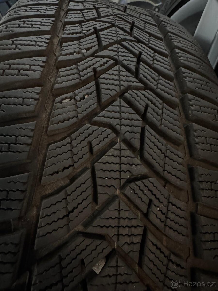 Alu Disky Škoda Superb R18 - 3