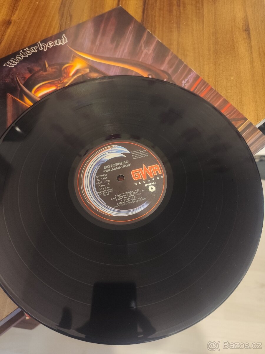 Prodám dvě alba kapely Motörhead - 3