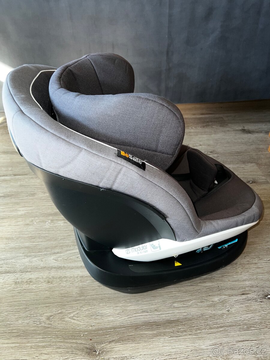 Autosedačka a základna besafe - 3