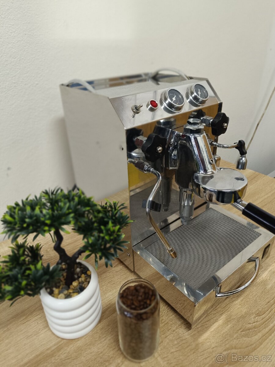 ☕ Pákový kávovar – E61 hlava, profesionální stav ☕ - 3