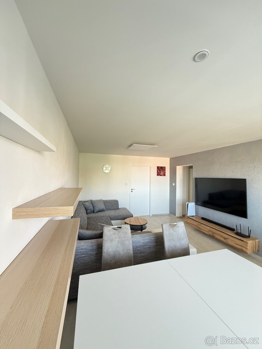 PRODEJ BYTU 3+KK - 3