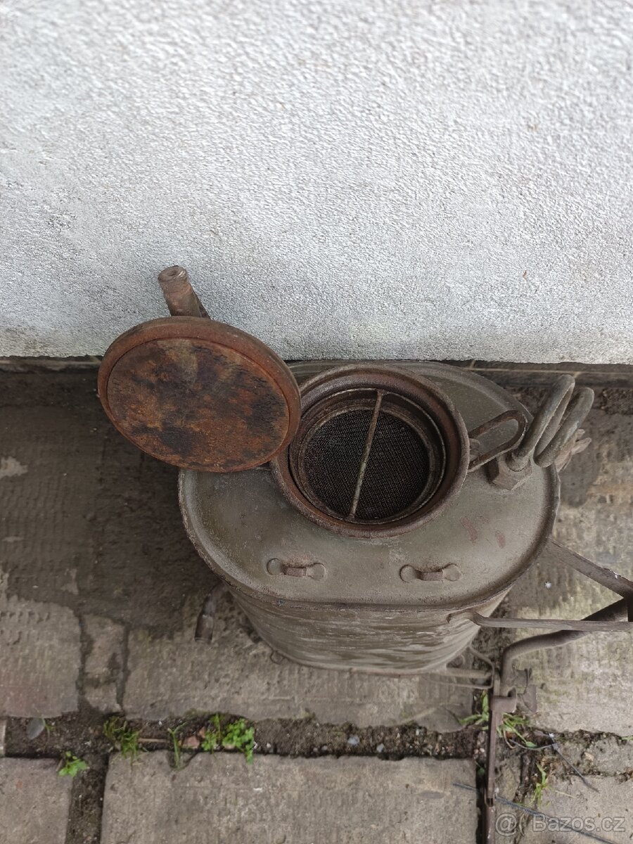 Starý postřikovač - 3