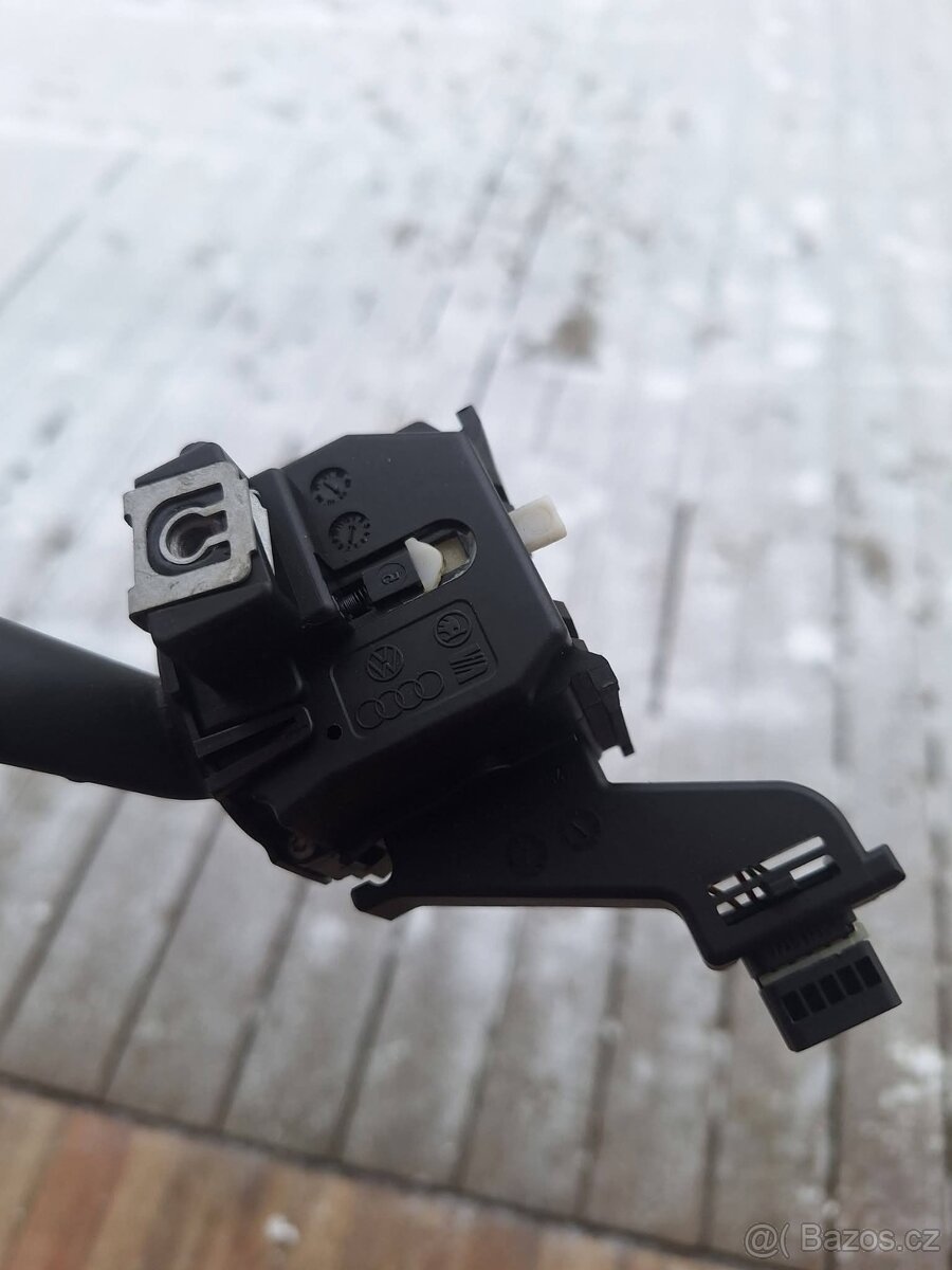 Originální páčka blinkru Audi A3 8P - 3