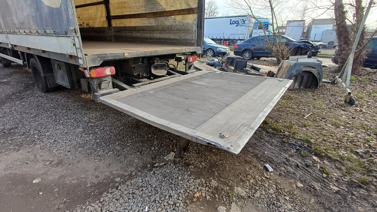 Hydraulické čelo BAR - 3