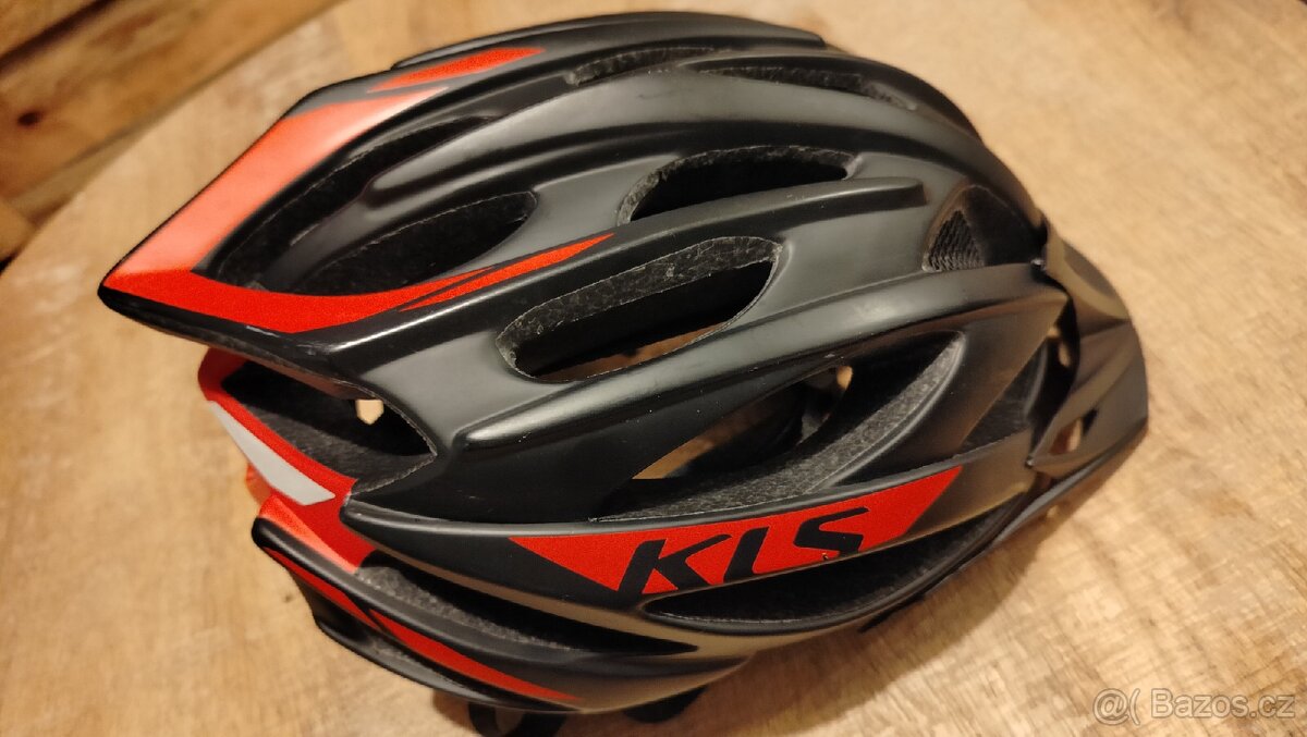 Cyklistická helma zn. KLS - 3