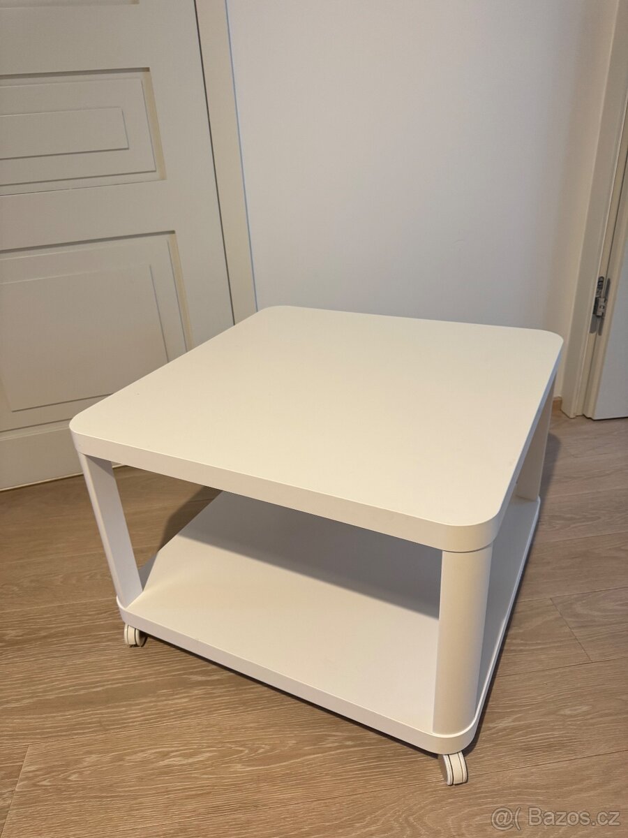 Stolecek na koleckach - 3