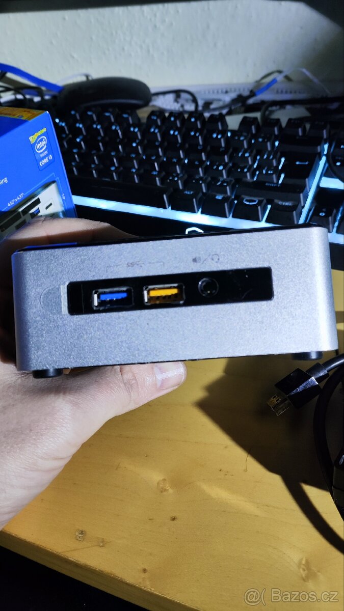 Intel Nuc i3/12Gb - 3