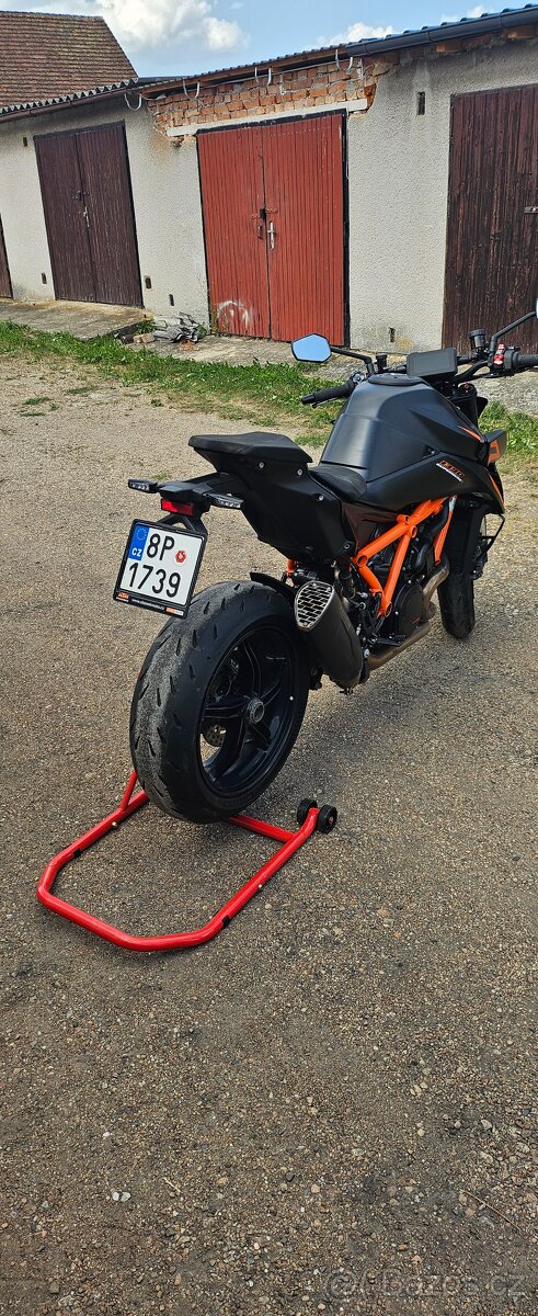 KTM 1390 Super Duke R - 3