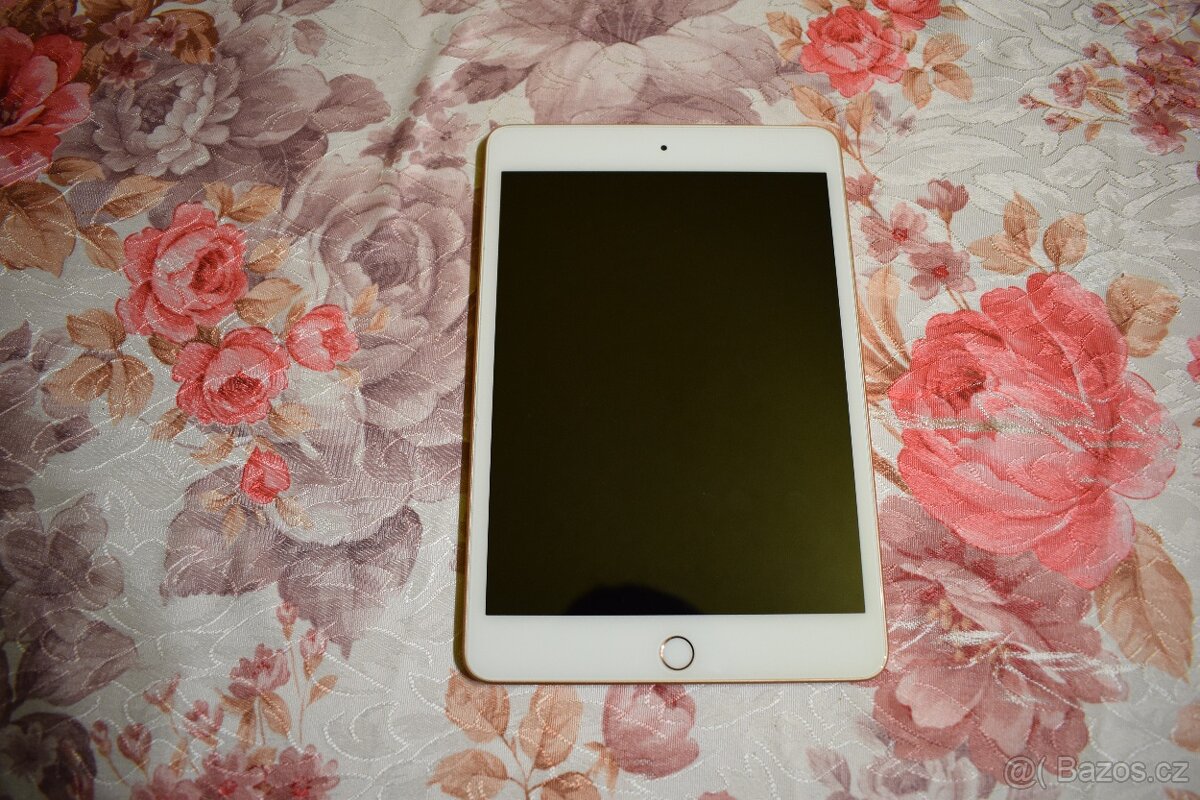 Apple iPad mini 5th Gen, (Wi-Fi Only) - A2133, 64GB, (7) - 3