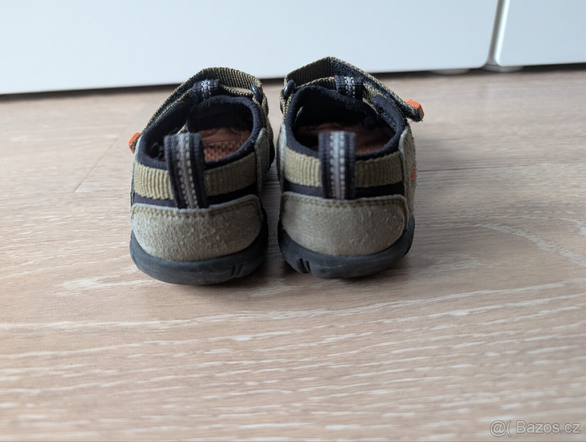 Sandály Keen CNX - 3