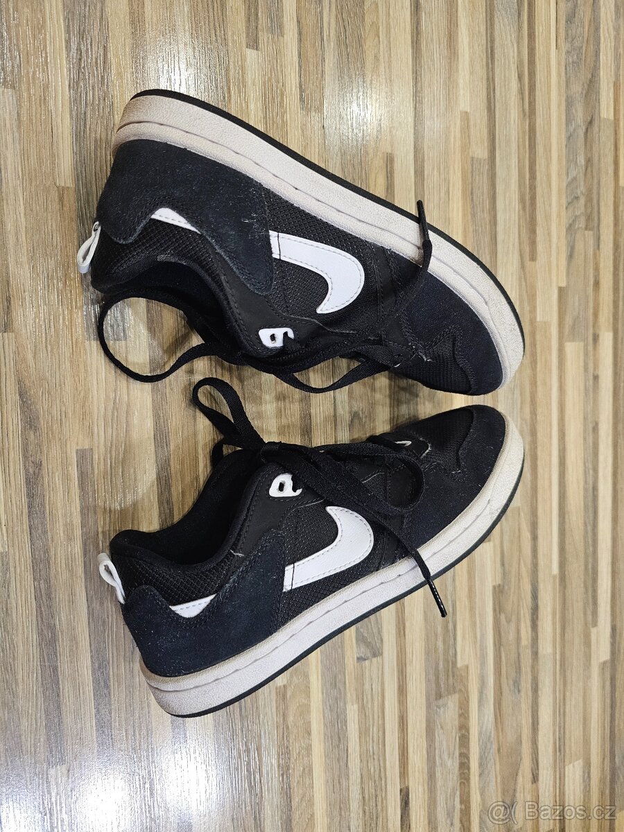 Prodám kožené boty Nike vel. 36 s odpruženou stélkou - 3