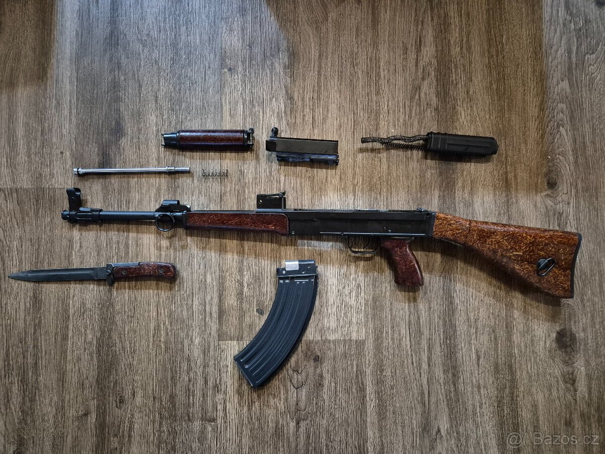 Expanzní samopal vz.58 - 3