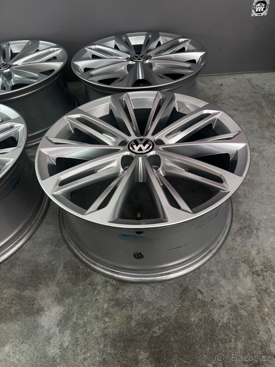 Vw passat b8 r19 verona - 3