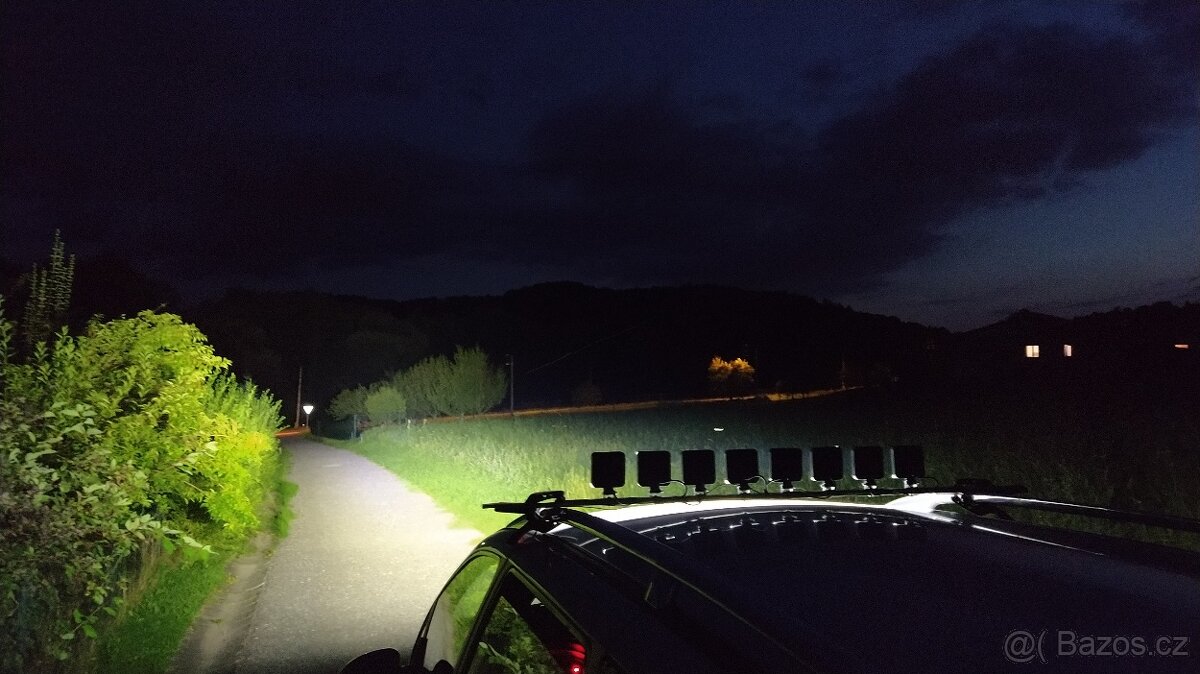 Led reflektory modré, červené - 3