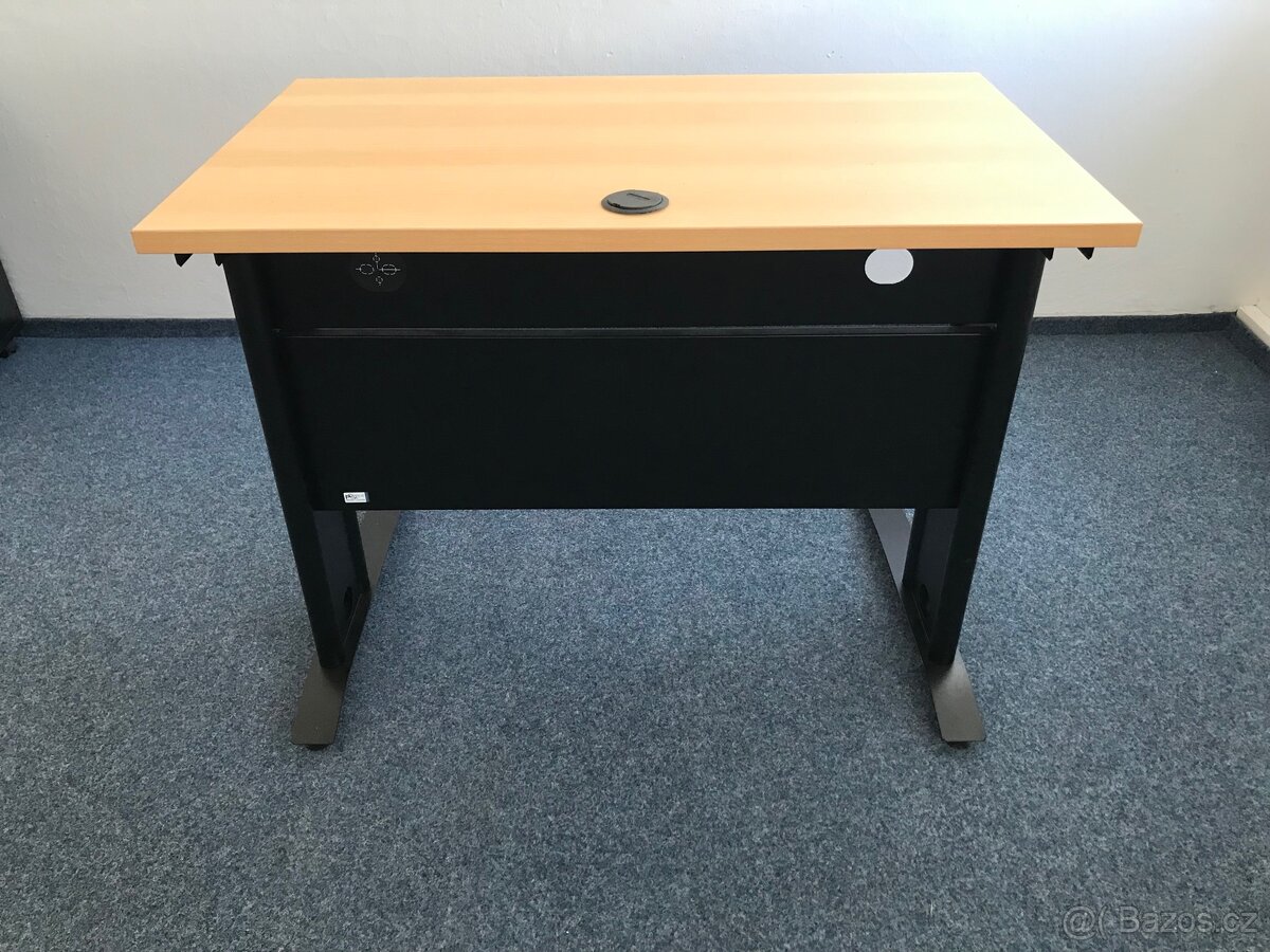 Kancelářské stoly - 3