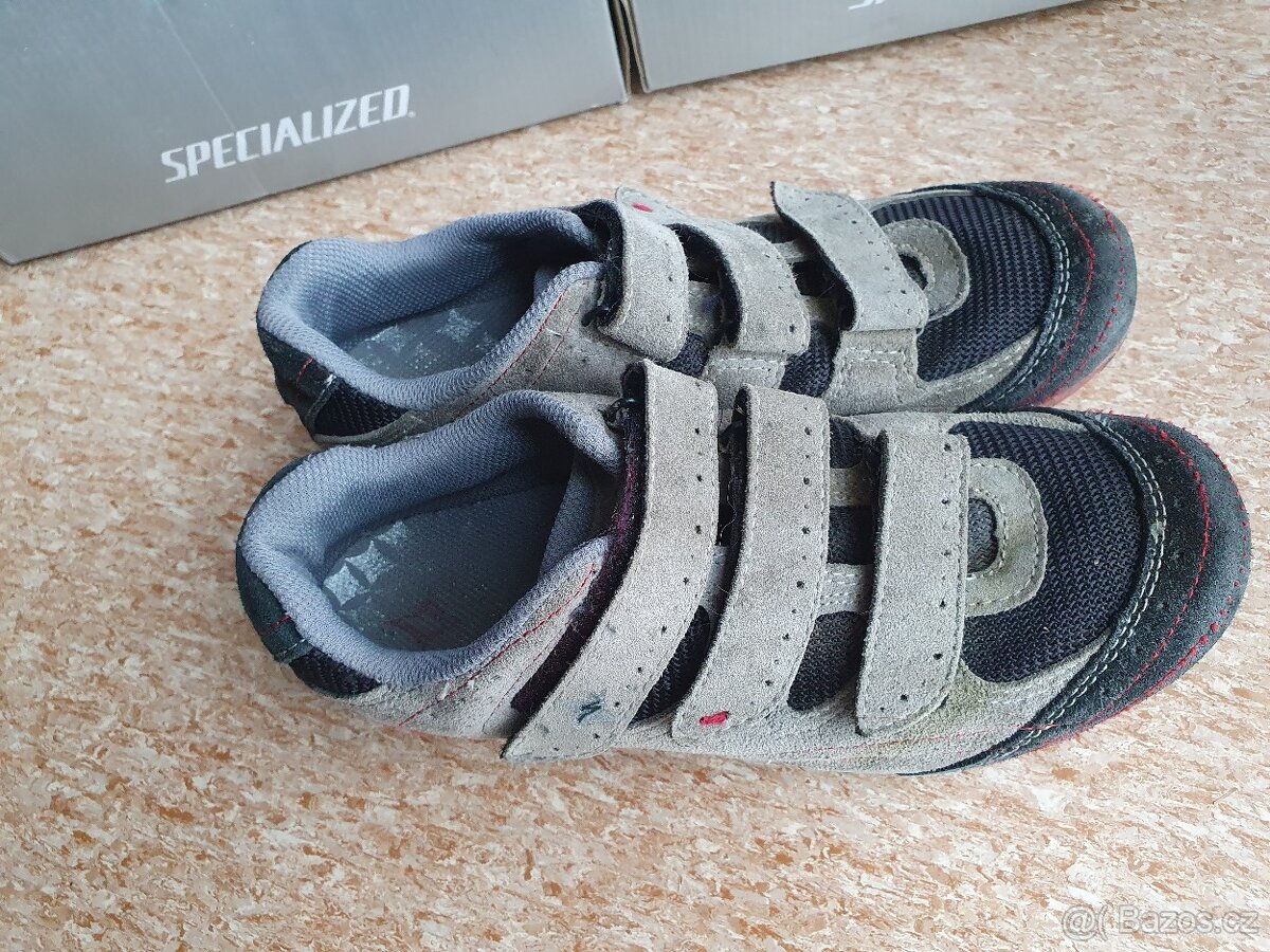 MTB tretry na kolo v. 37 Specialized - 3