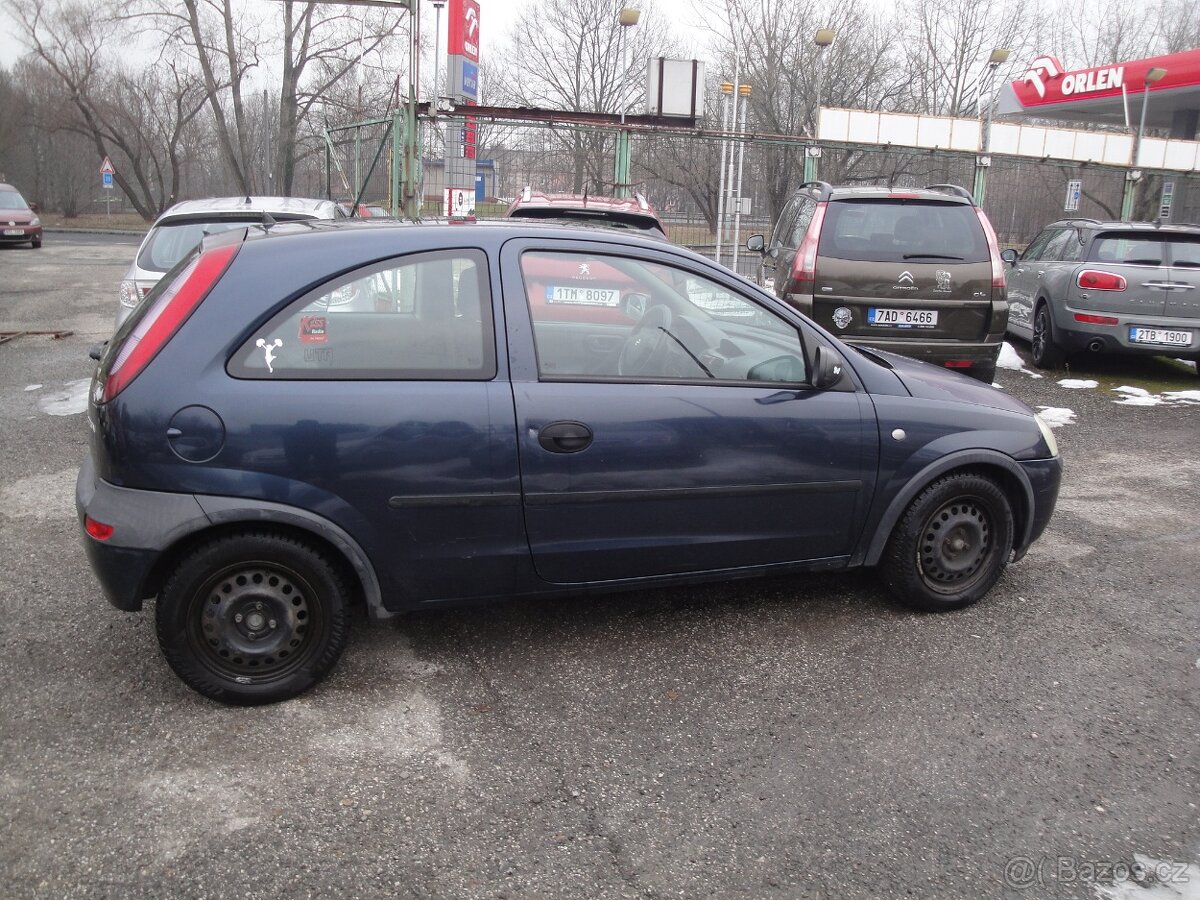 Prodám Opel Corsa 1.0,43kw,klima - 3
