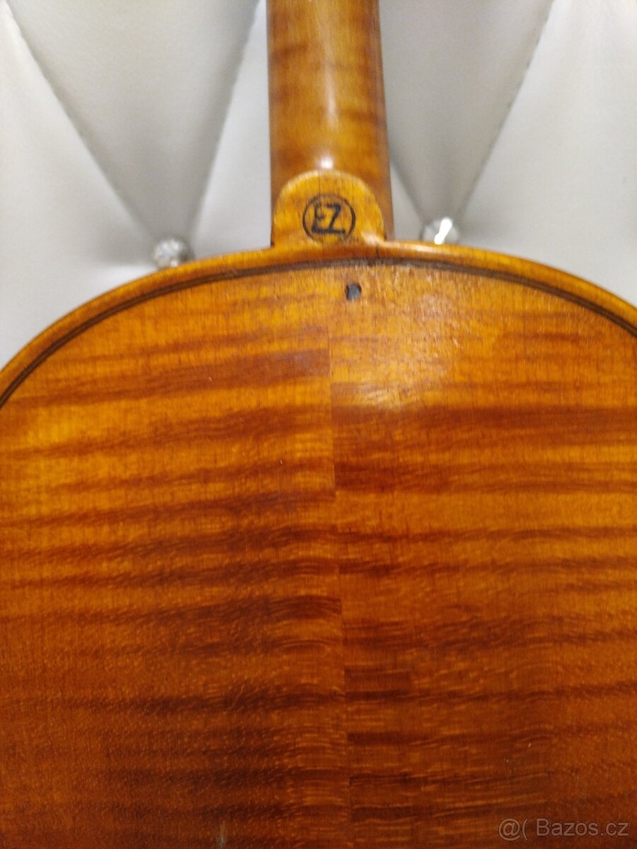 Stare Housle 4/4 - 3