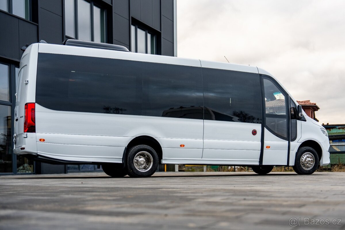Mercedes-Benz Sprinter 519 CDI – Premium Line - 3
