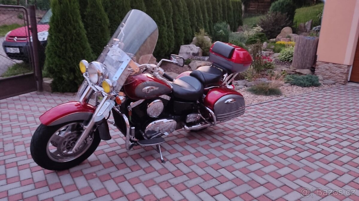 Kawasaki VN1500 Classic Tourer - 3