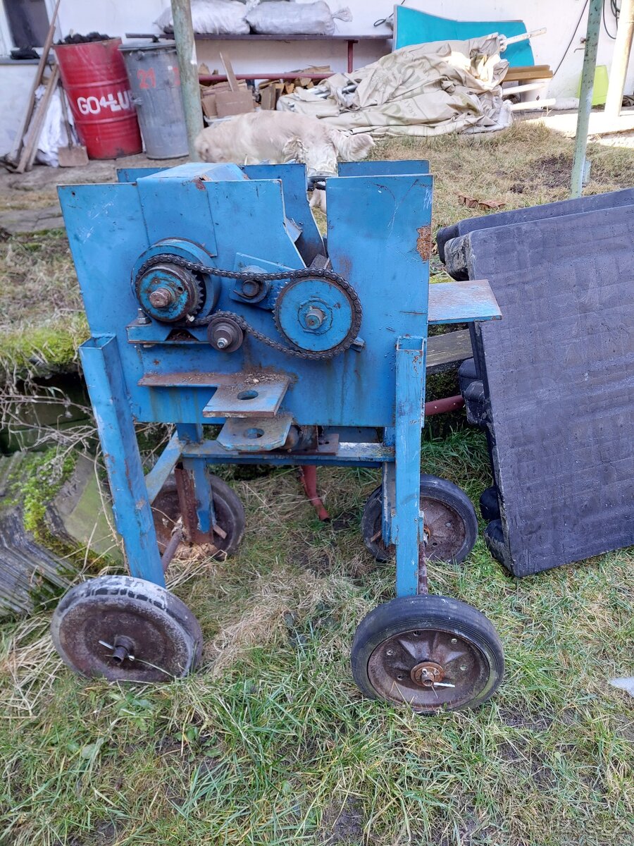 Štěpkovač, špalíkovač, drtič - 3