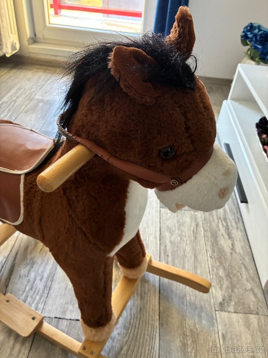 Houpací kůň - 3