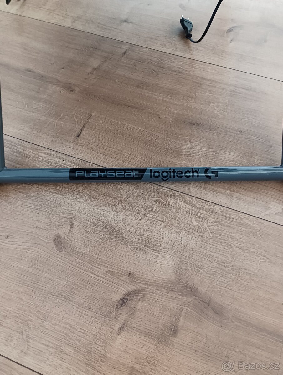 Závodní sedačka a volant Thrustmaster T300 - 3