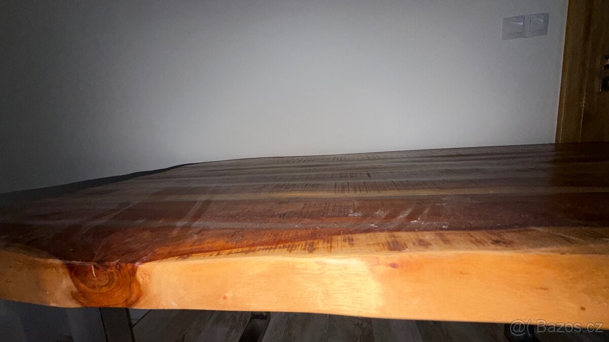 Jídelní stůl - 3