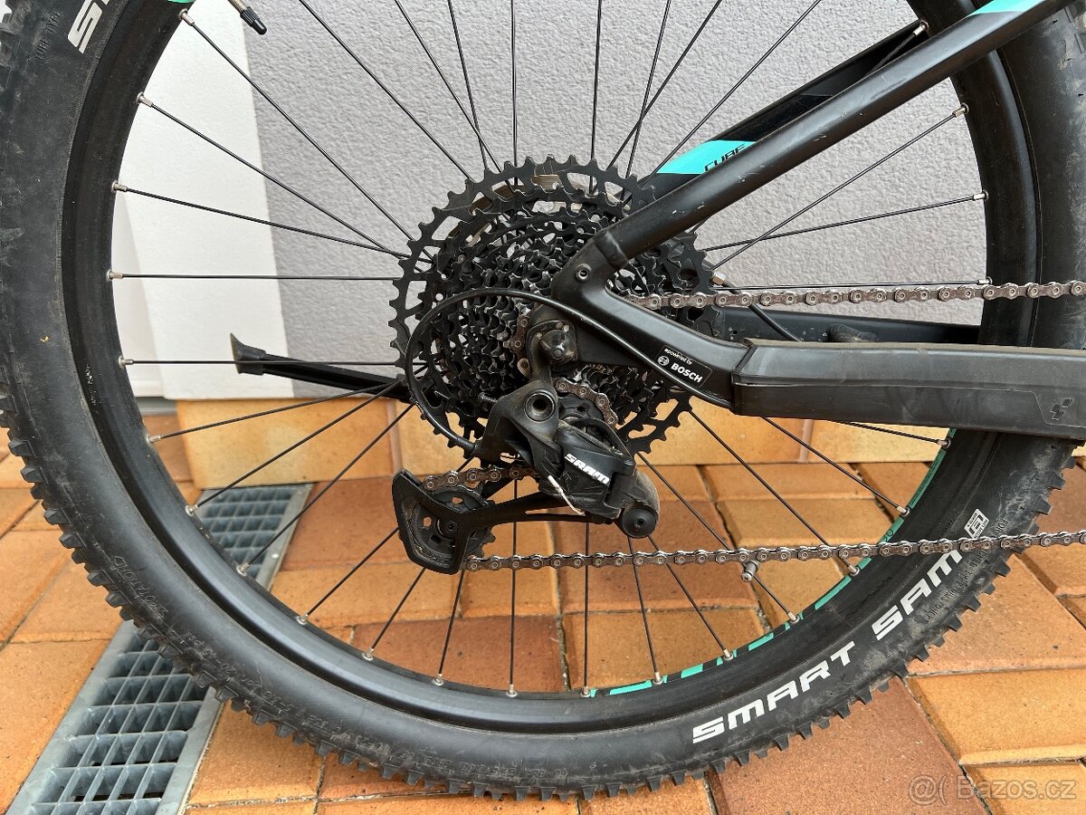 Prodám elektrokolo Cube - 3