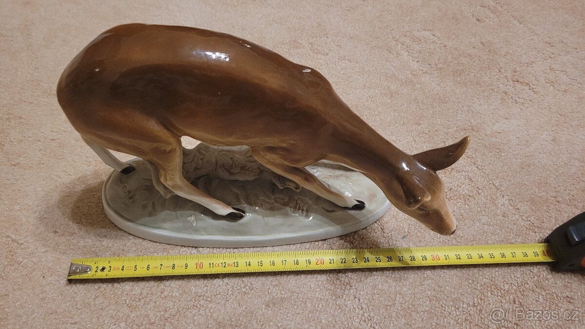 Velká soška srny - 3