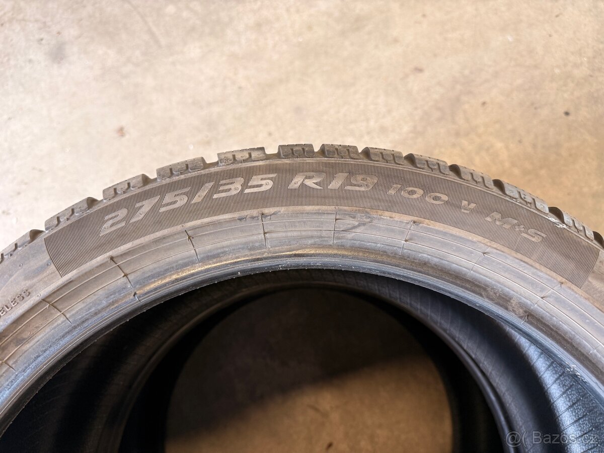 Pirelli PZero winter 275/35/19 - 3