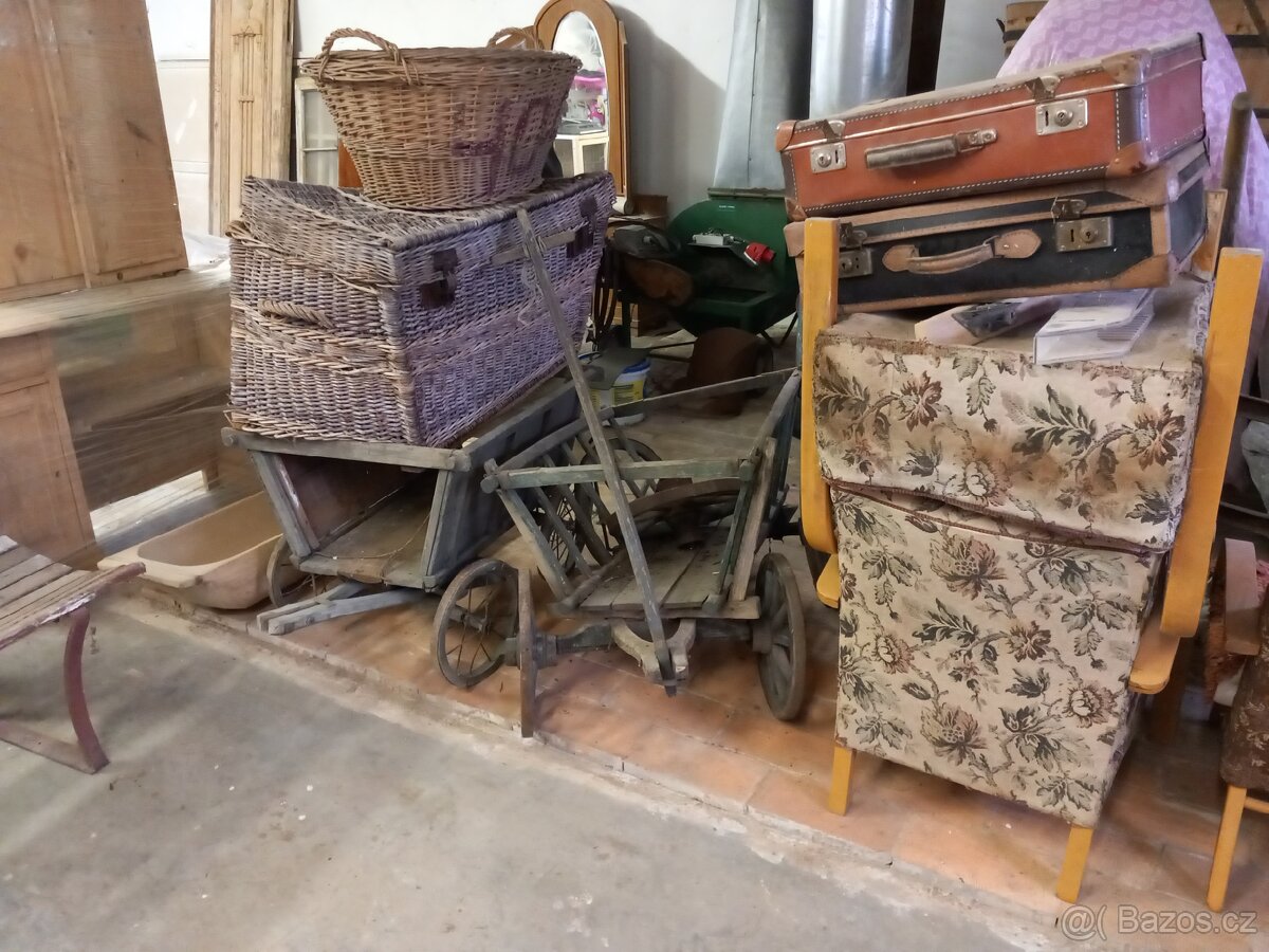 Starý nábytek - 3
