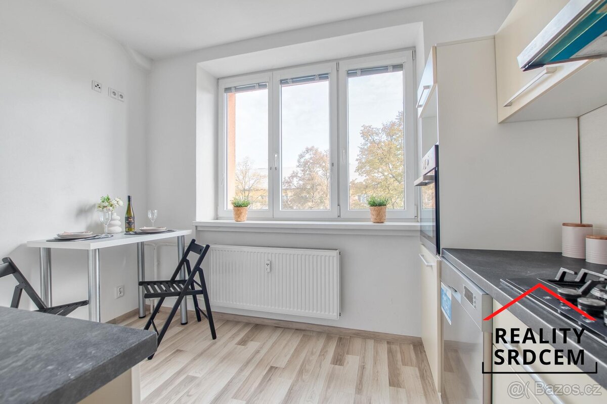 Prodej bytu v os. vlast. 2+1+balkon+komora/69m2 Tř. Osvoboze - 3