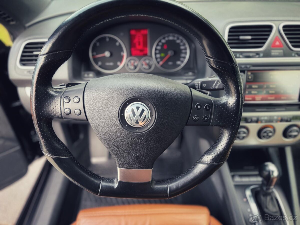 VW Scirocco 2.0 TDI, AUTO, nadst. výbava - 3