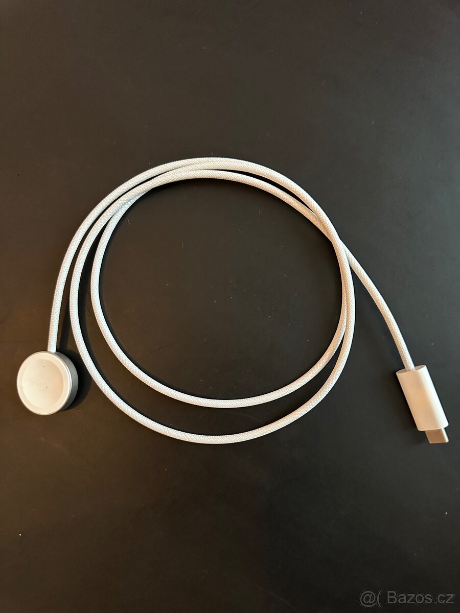 Apple Watch 8 45 mm LTE - 3