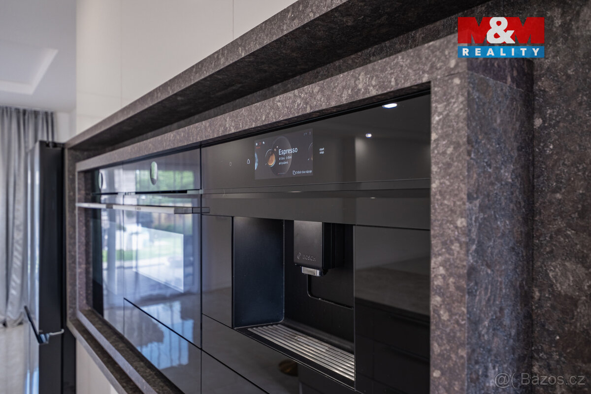 Prodej plně soběstačného rodinného domu v Rostoklatech - 3