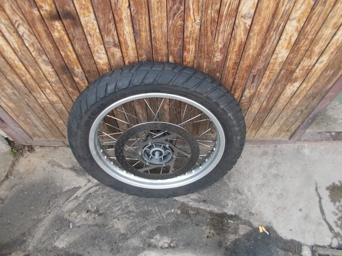 BMW 650 F - přední kolo - 3