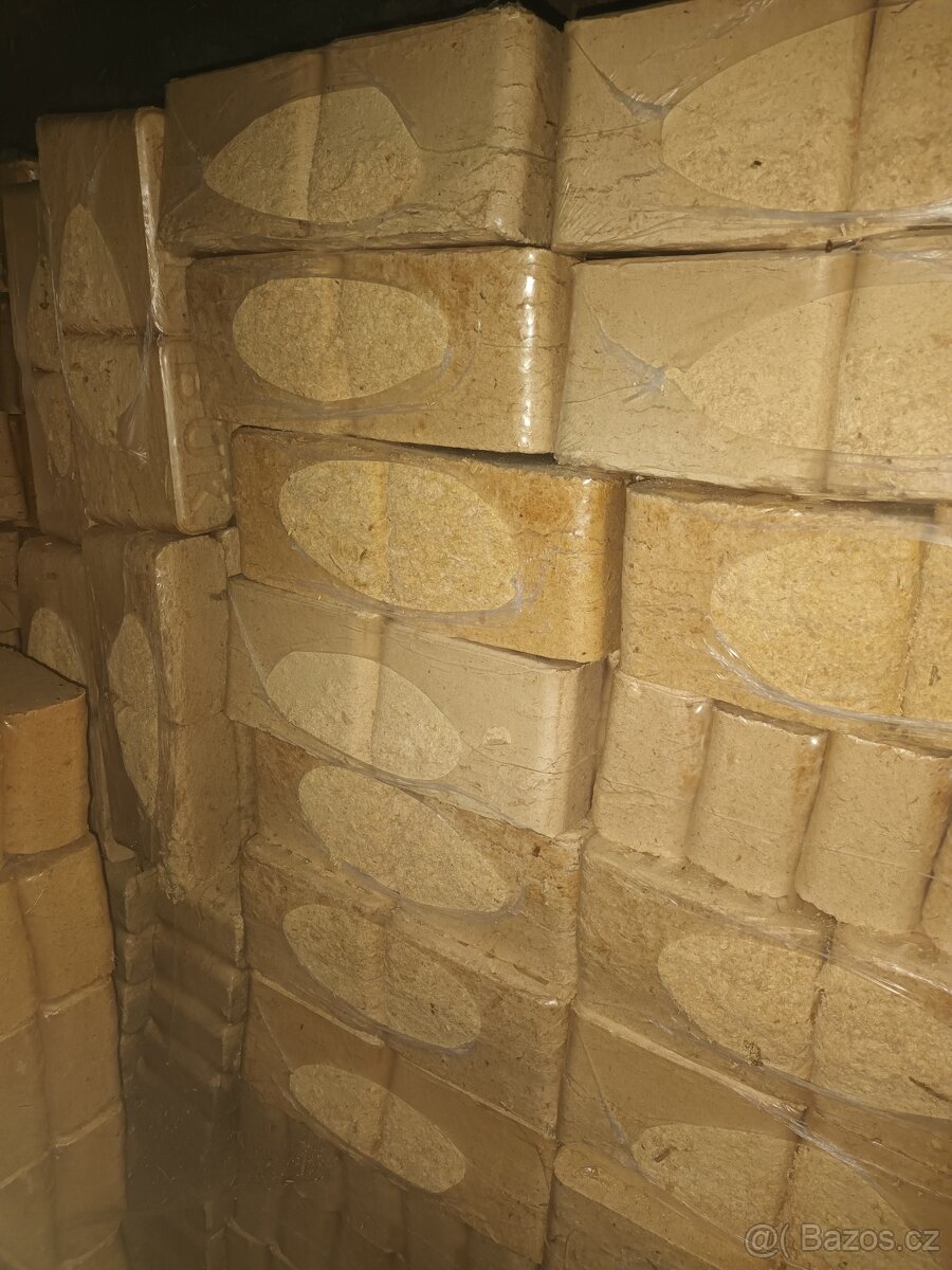 Bukové dřevěné brikety RUF - 3